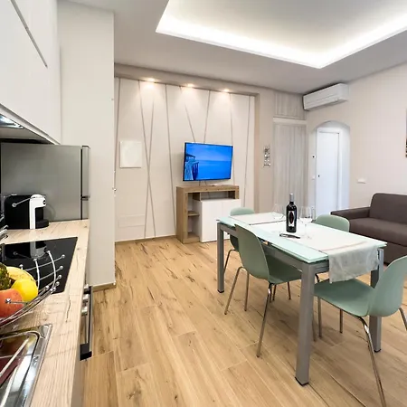Versilia - Fronte Mare Apartment Lido di Camaiore